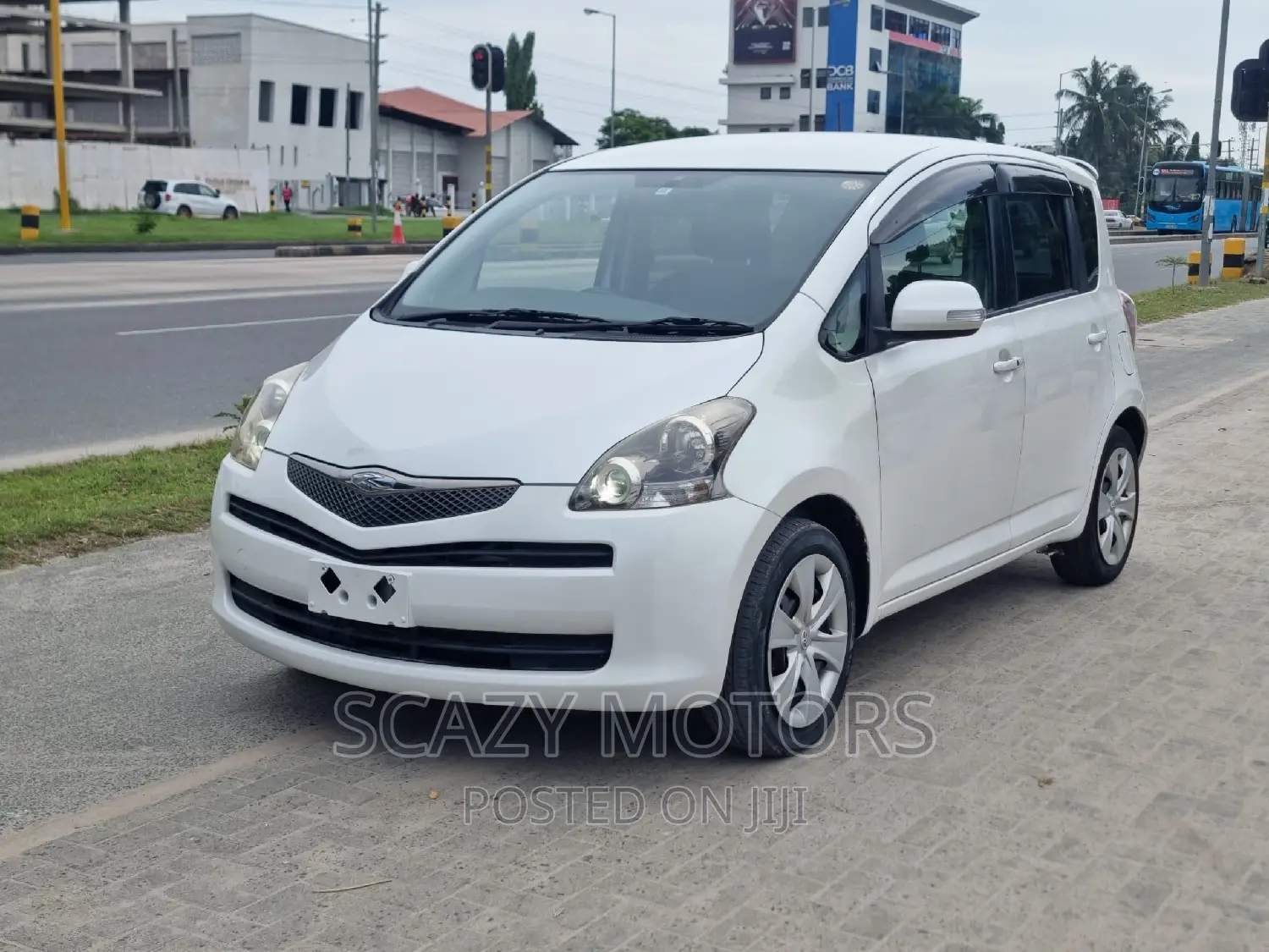 Toyota Ractis 2008 White