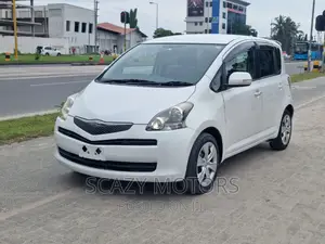Toyota Ractis 2008 White