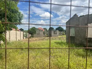 Eneo Lenye Ukubwa Wa SQMT 2500 Linauzwa Lip Mapinga Kiharaka