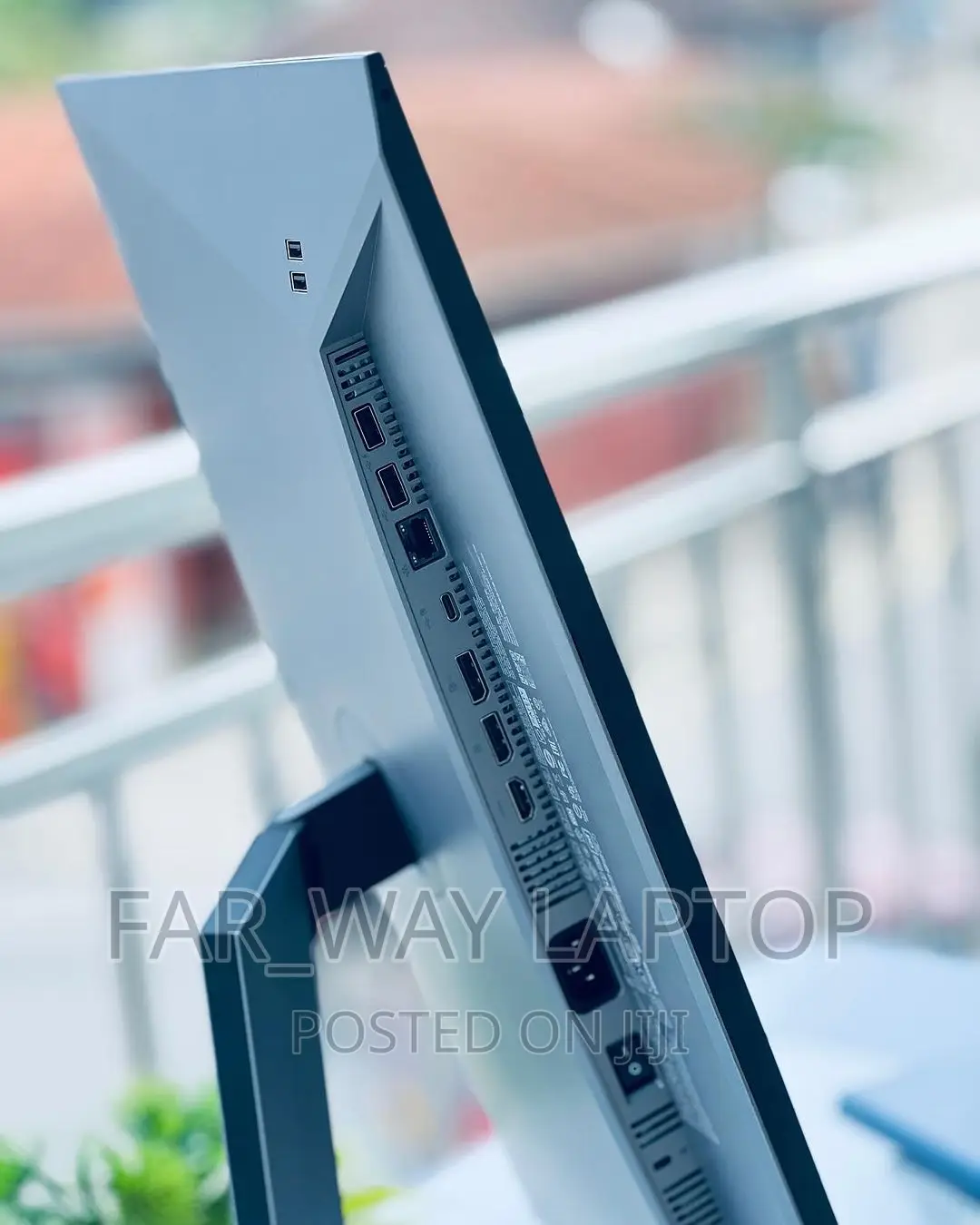 The Hp Z24u G3 Monitor