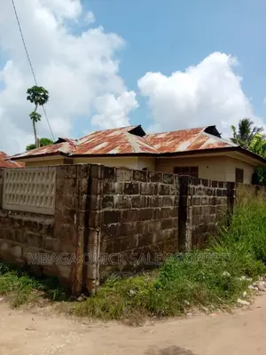 3bdrm House in Kigamboni Mikwambwe for sale