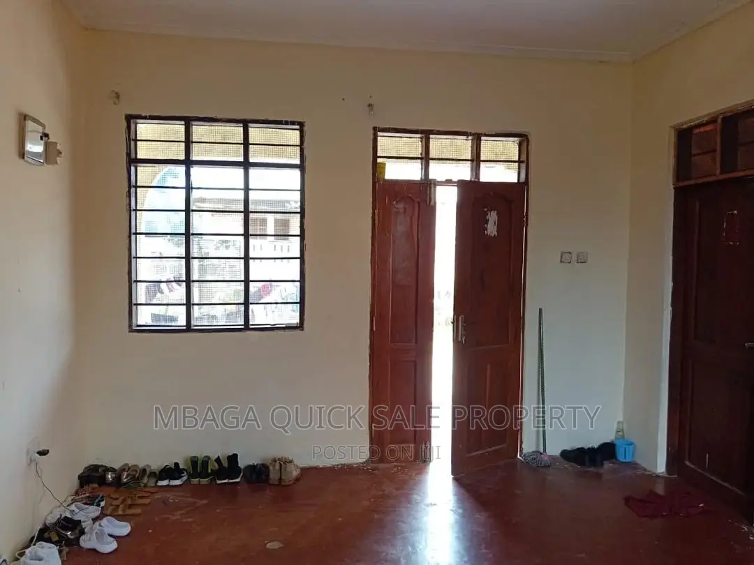 3bdrm House in Kigamboni Mikwambwe for sale