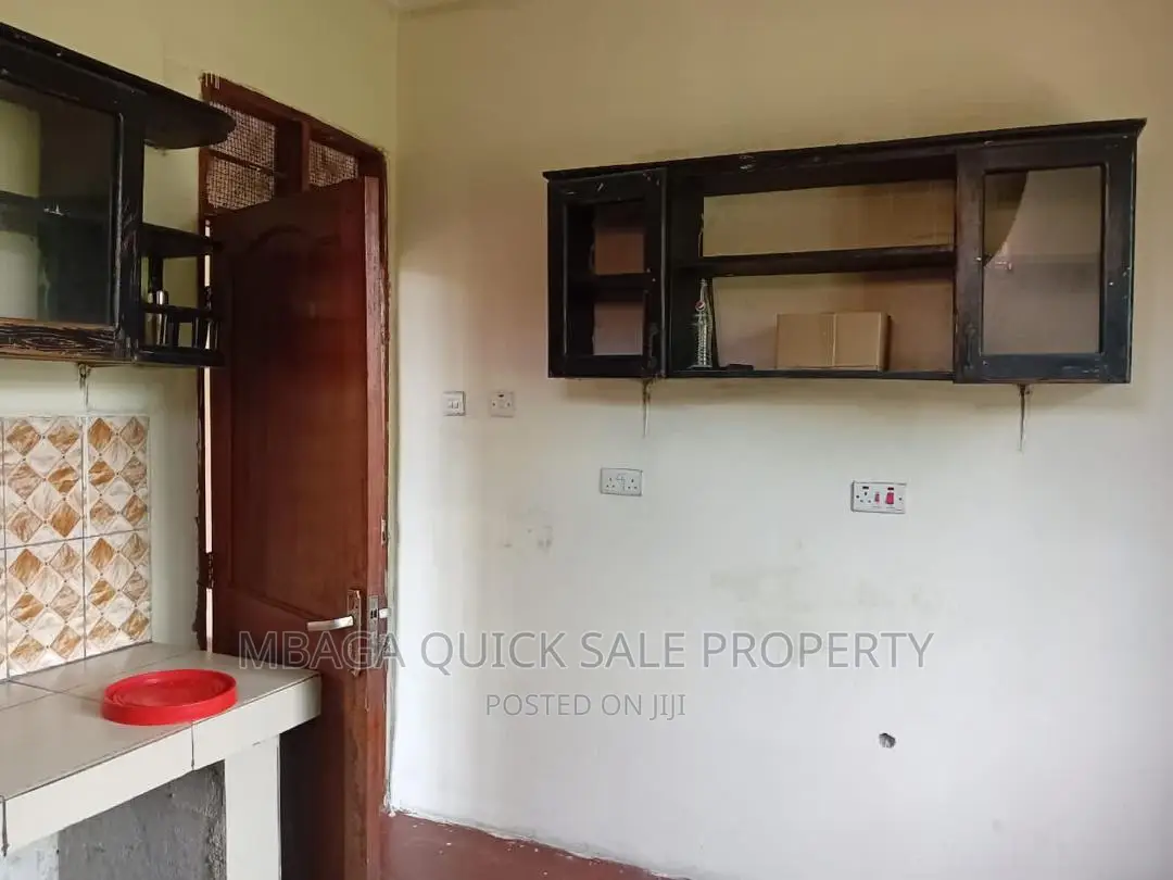 3bdrm House in Kigamboni Mikwambwe for sale