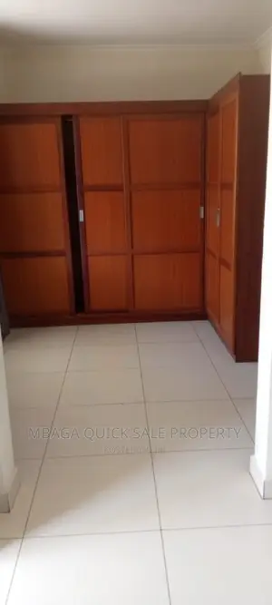 4bdrm Apartment in Oyster Bay for rent