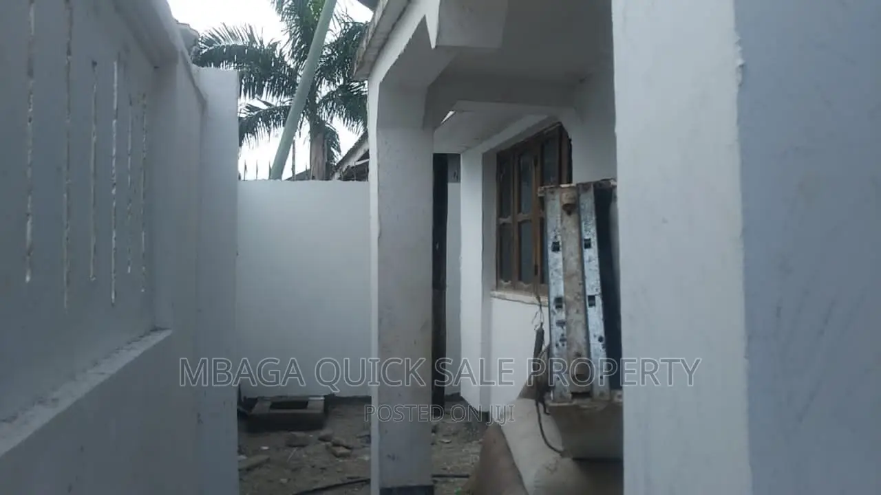 3bdrm Apartment in Mikocheni B for rent