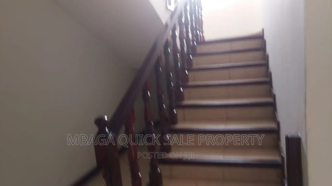 5bdrm House in Masaki for rent