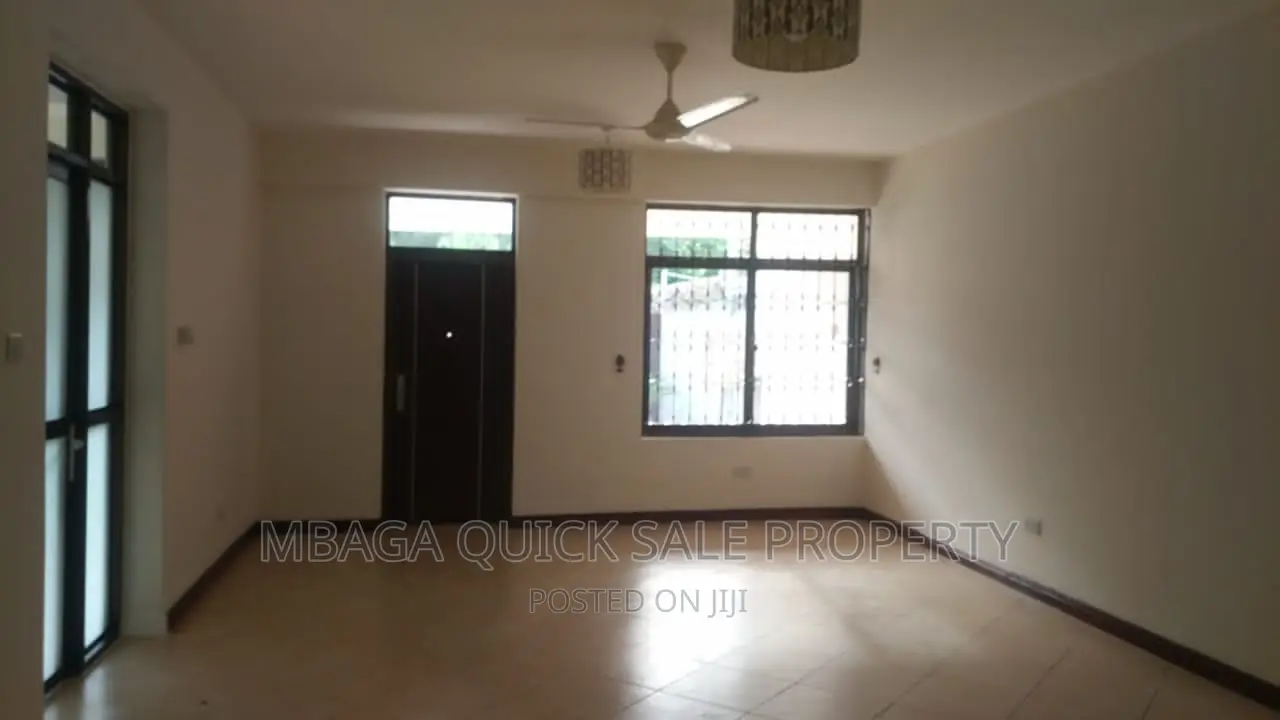 5bdrm House in Masaki for rent