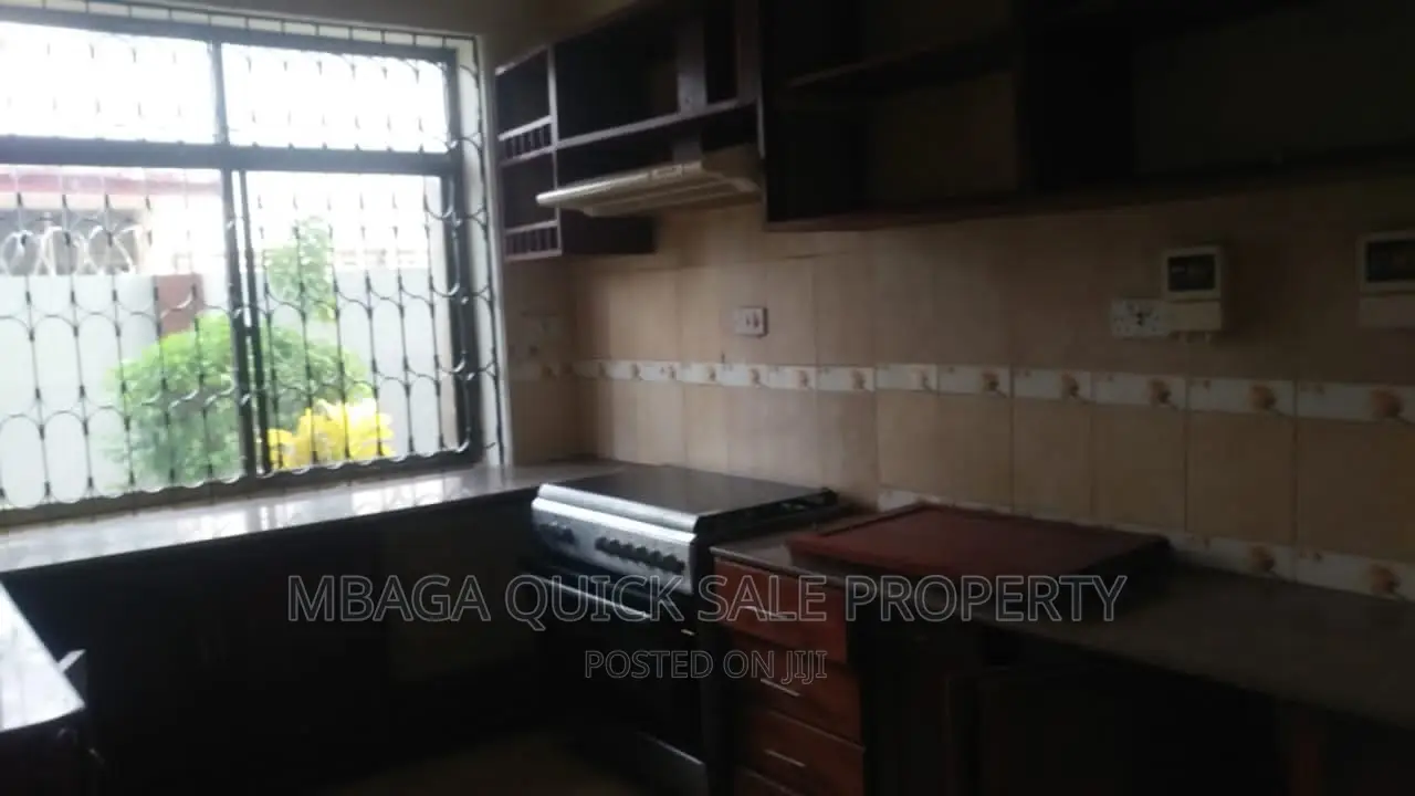 5bdrm House in Masaki for rent