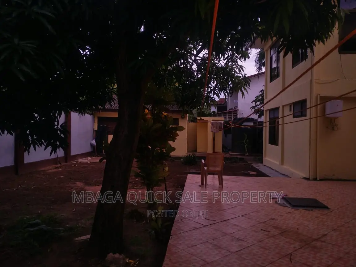 5bdrm House in Masaki for rent