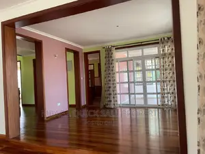 5bdrm House in Bahari Beach, Kunduchi for sale