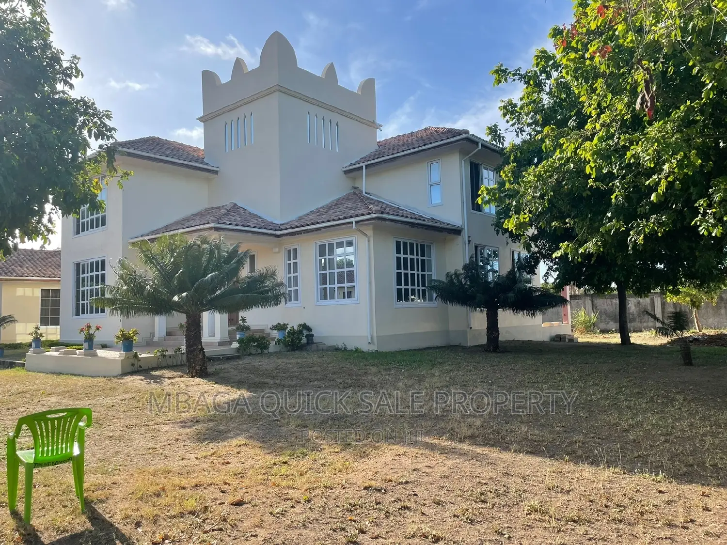 5bdrm House in Bahari Beach, Kunduchi for sale