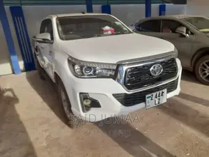 Toyota Hilux 2017 White