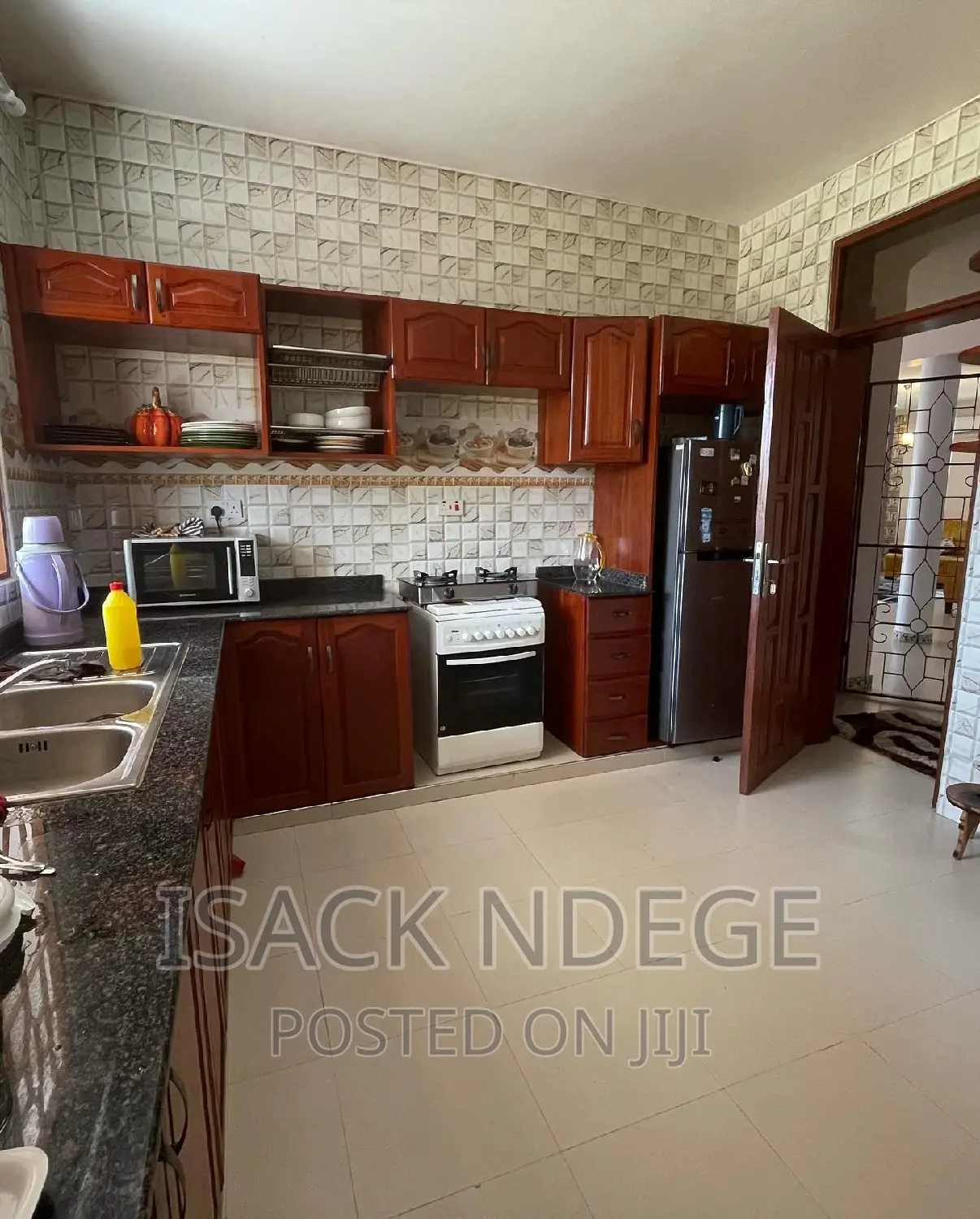 6bdrm House in Bahari Beach, Kinondoni for rent