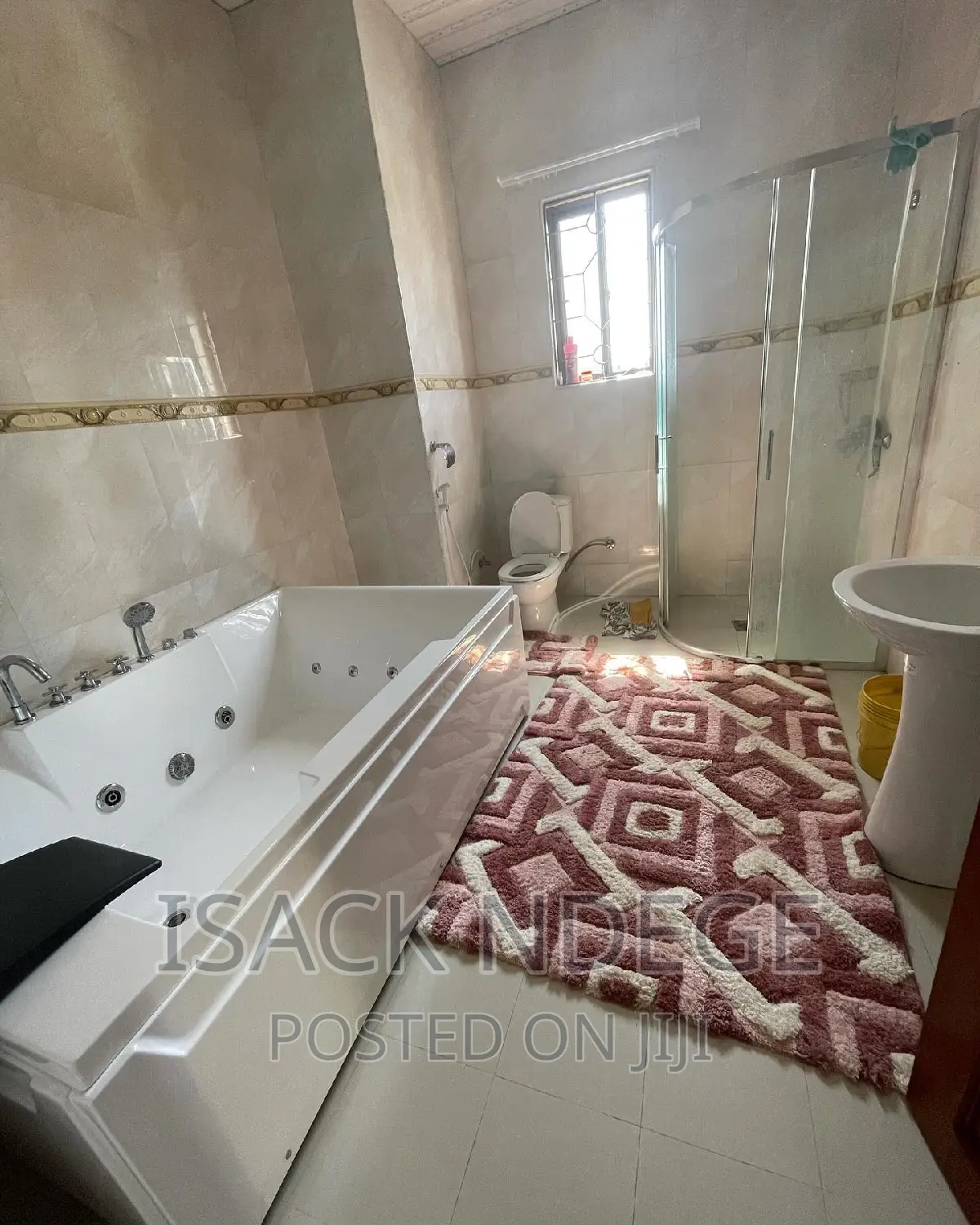 6bdrm House in Bahari Beach, Kinondoni for rent