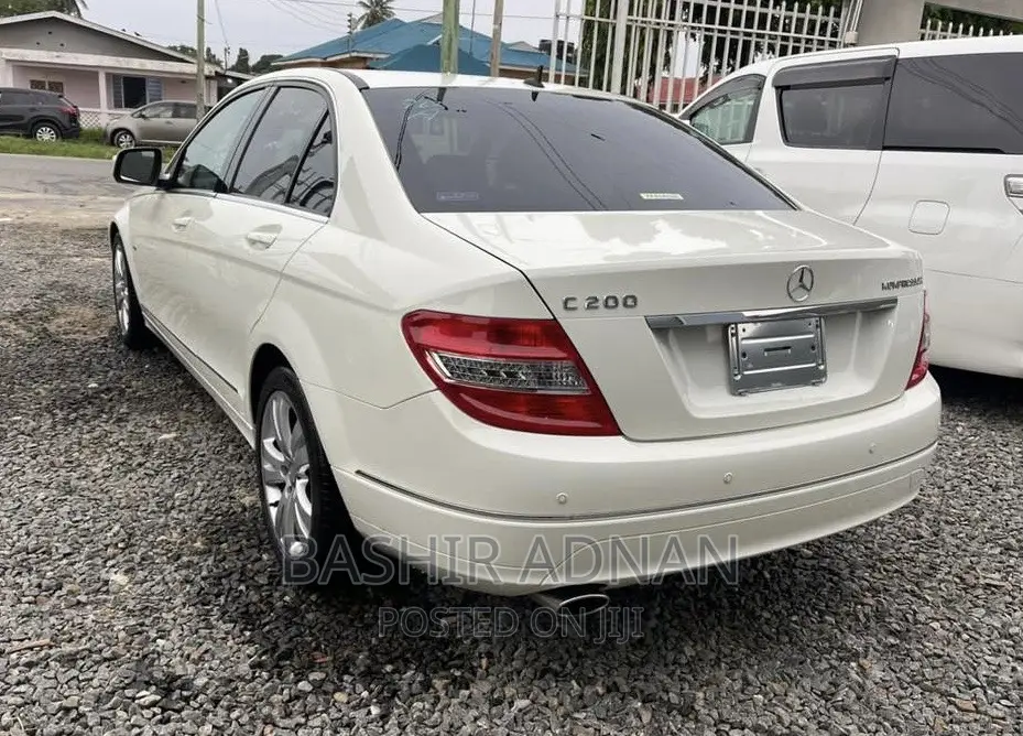 Mercedes-Benz C-Class C 200 Kompressor (W204) 2008 Pearl