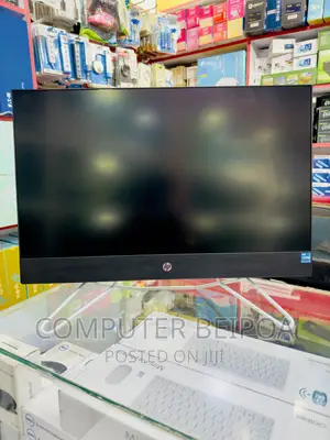 New Desktop Computer HP AiO 24 8GB Intel Core i3 SSD 512GB