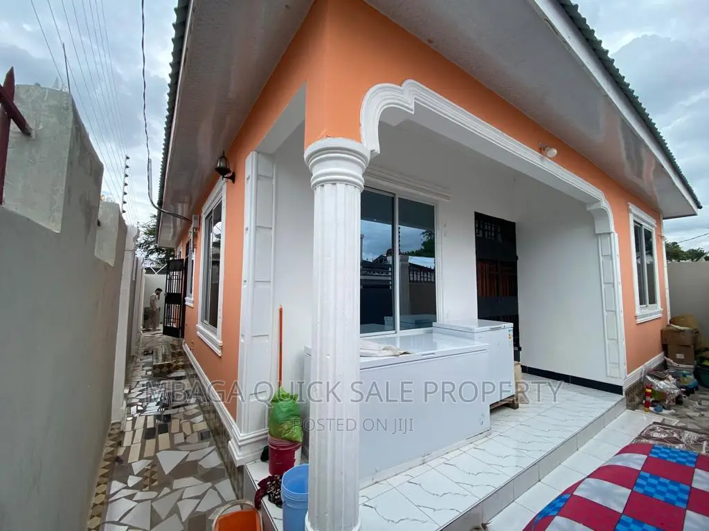 3bdrm House in Mwananyamala for rent