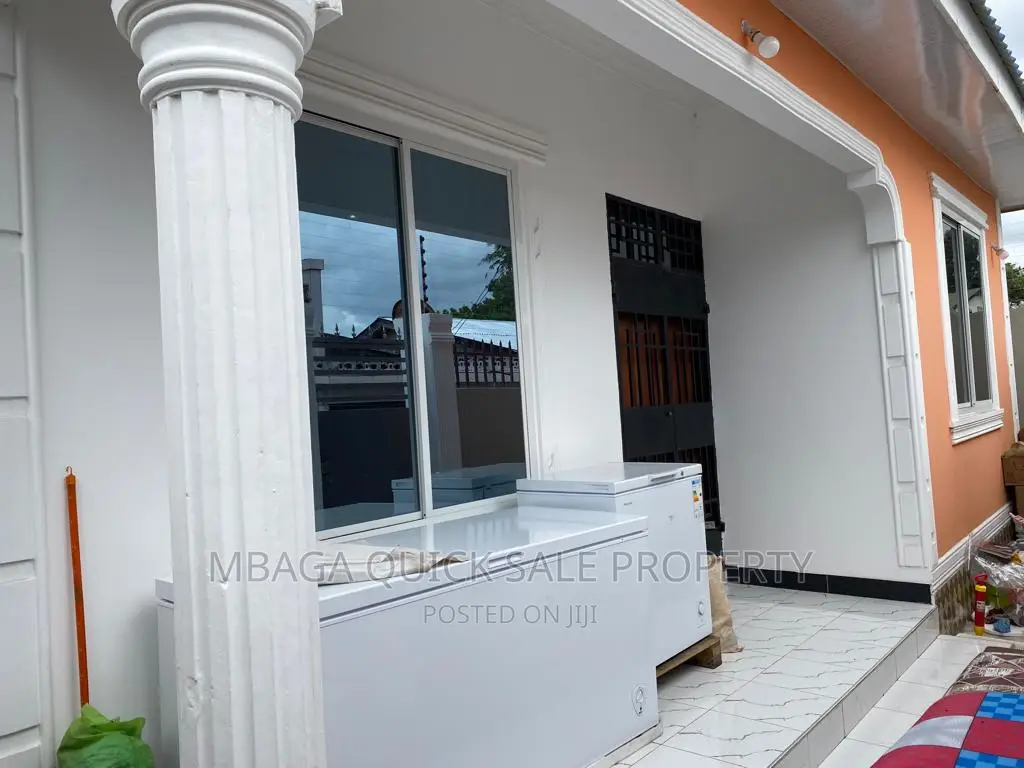 3bdrm House in Mwananyamala for rent