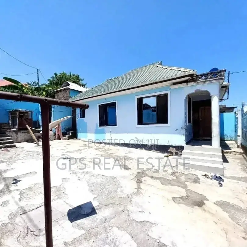 3bdrm House in Mbezi Msuguri, Kinondoni for sale