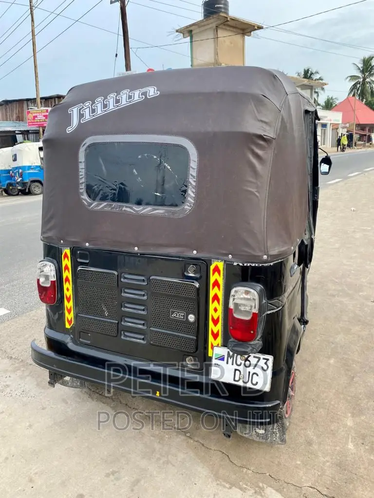 TVS 2023 Black
