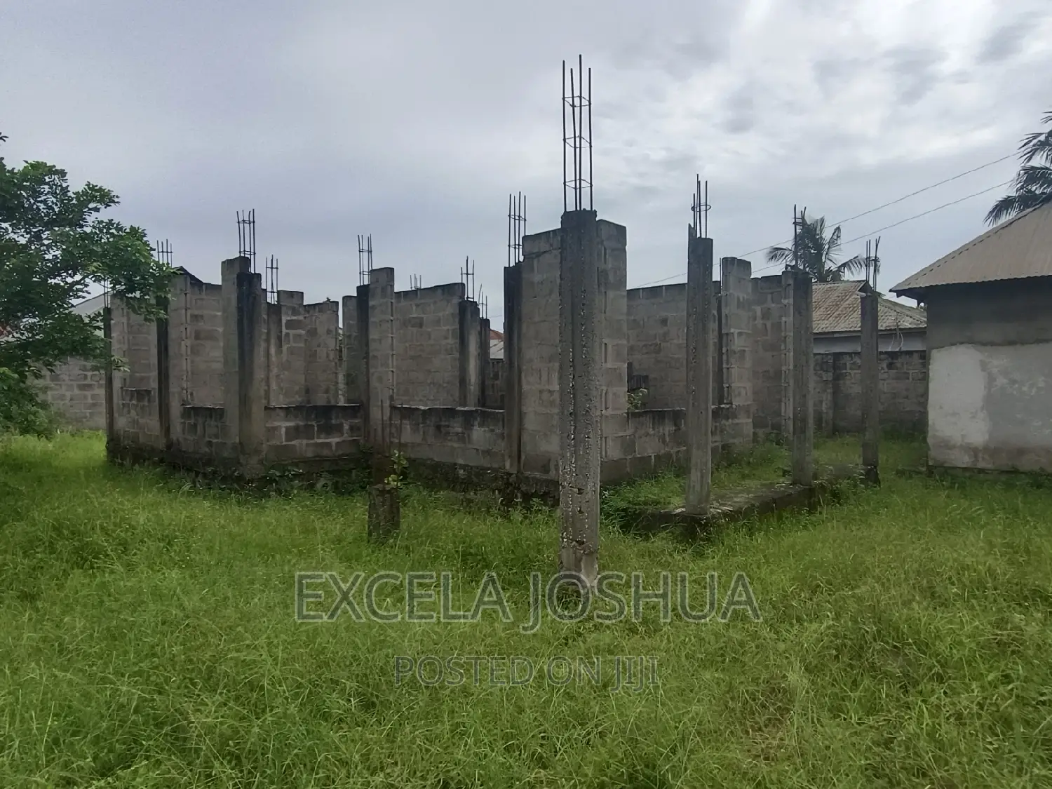 5bdrm House in Excela Joshua, Kitunda for sale