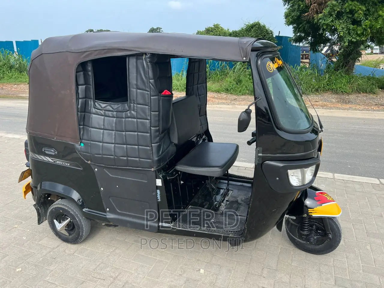 TVS Neo NX 2023 Black
