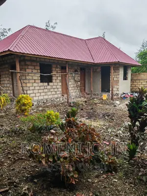 11 BDRM Gest Hs Inauzwa Ml 200zanzibar Unguja.