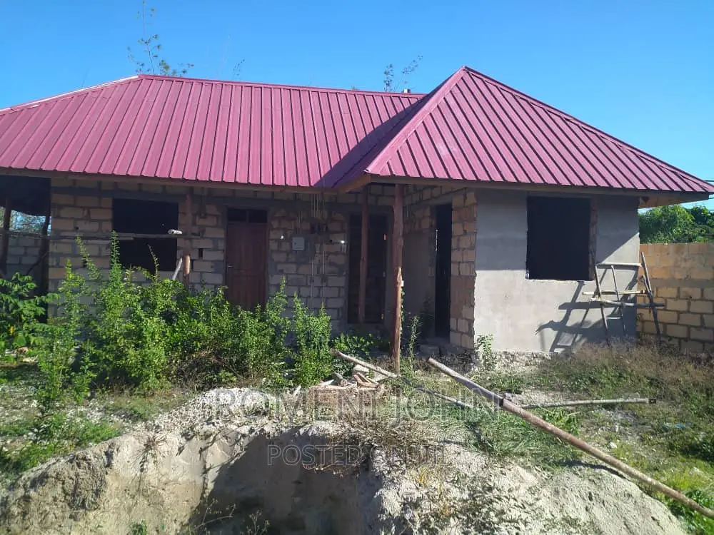 11 BDRM Gest Hs Inauzwa Ml 200zanzibar Unguja.
