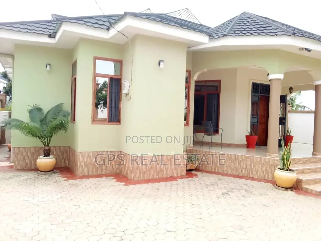 3bdrm House in Bunju A, Kinondoni for sale