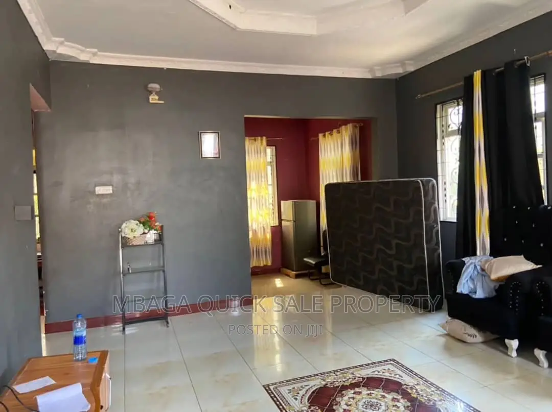 3bdrm House in Goba for sale