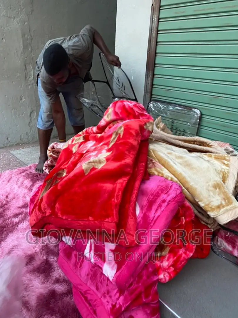 Blanket Laini Na Nzito