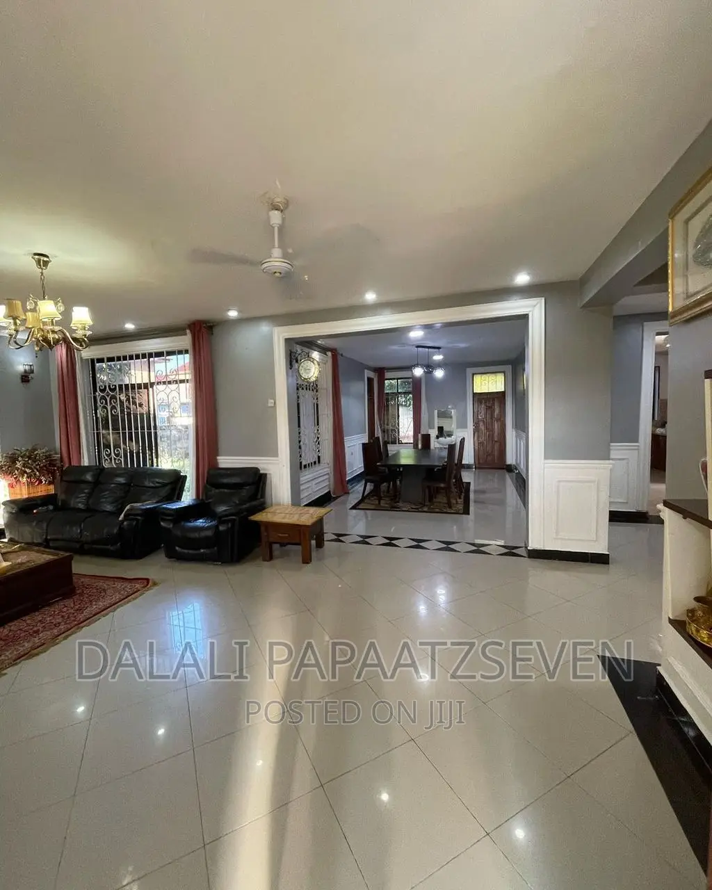 5bdrm House in Dalalipapaatzseven, Bunju for sale