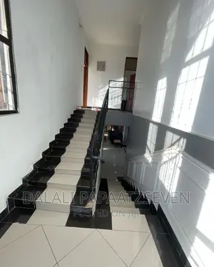 5bdrm House in Dalalipapaatzseven, Bunju for sale