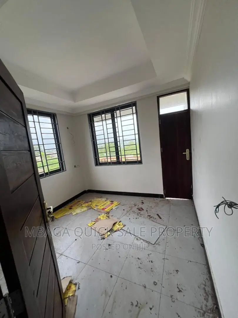 3bdrm Apartment in Makongo Ccm, Sinza for rent