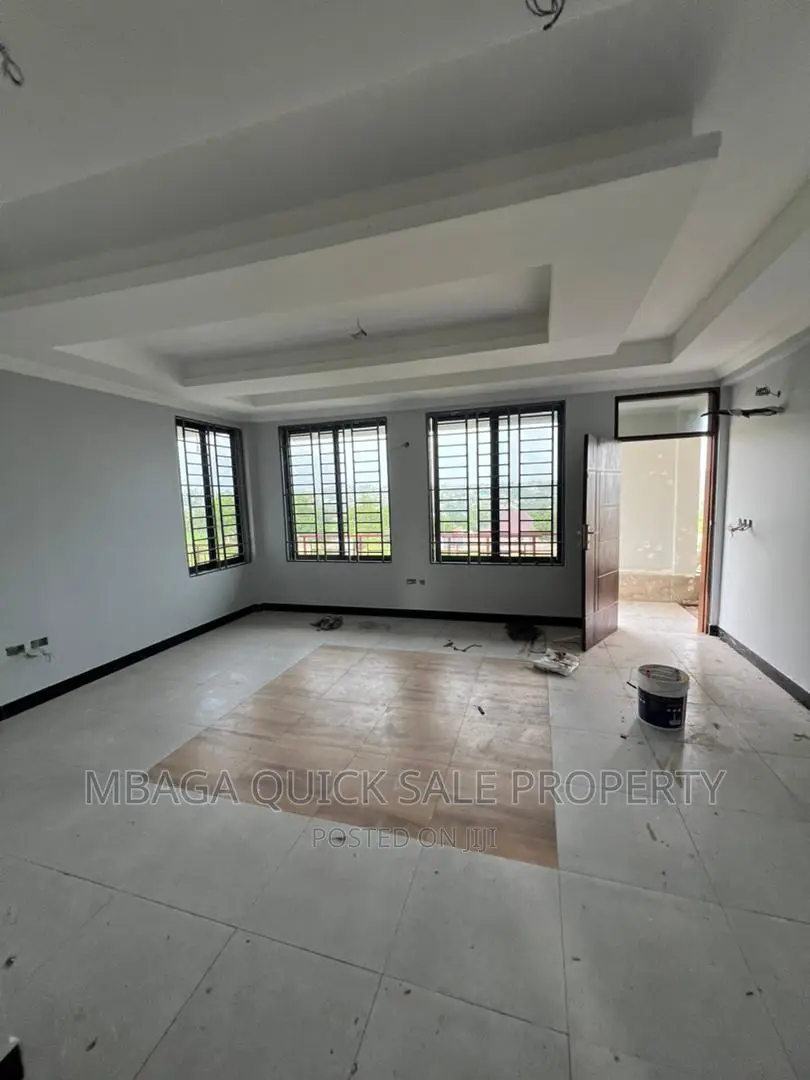 3bdrm Apartment in Makongo Ccm, Sinza for rent
