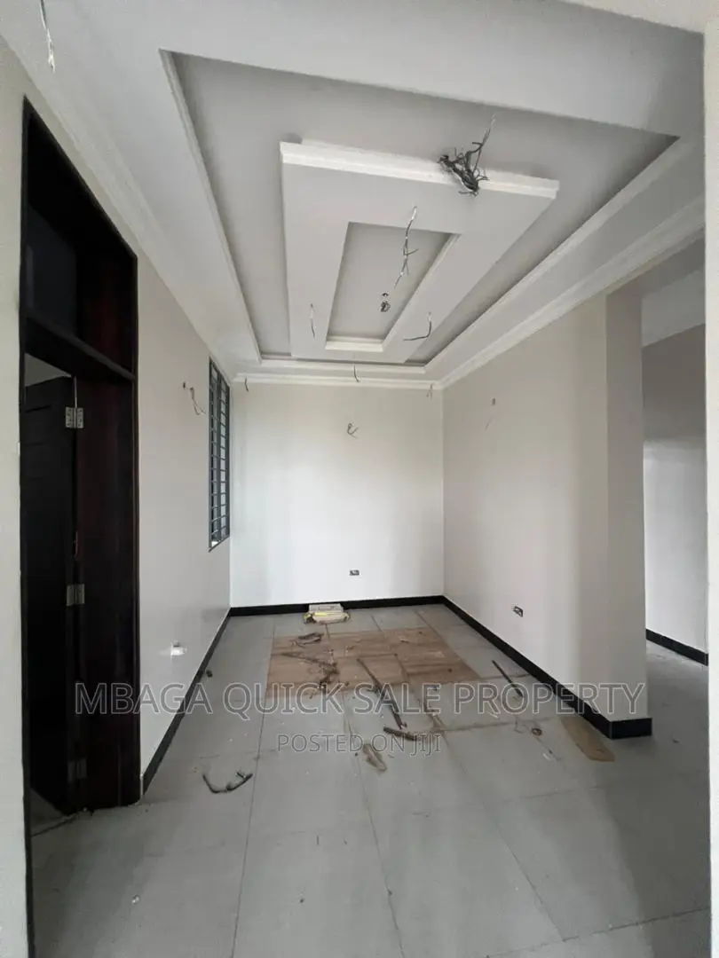 3bdrm Apartment in Makongo Ccm, Sinza for rent