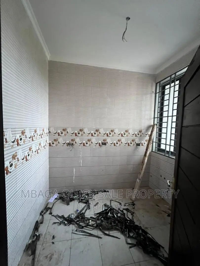 3bdrm Apartment in Makongo Ccm, Sinza for rent