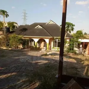 House For Sale Kimara Suka
