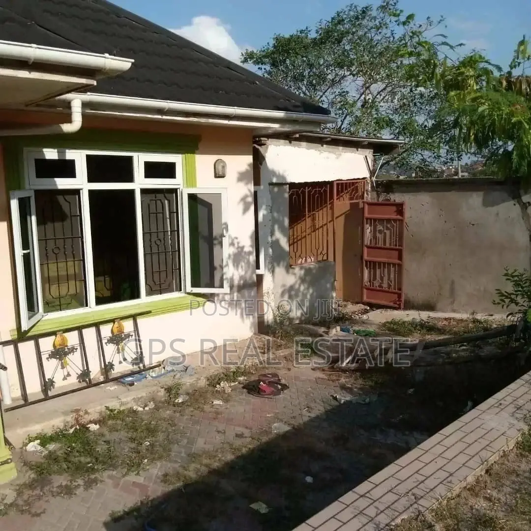 House For Sale Kimara Suka