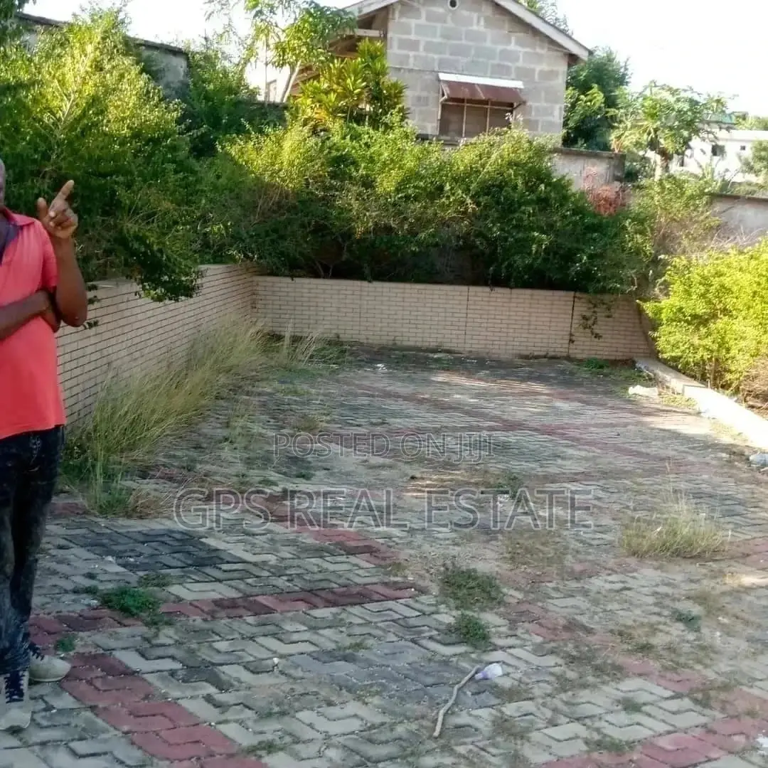 House For Sale Kimara Suka