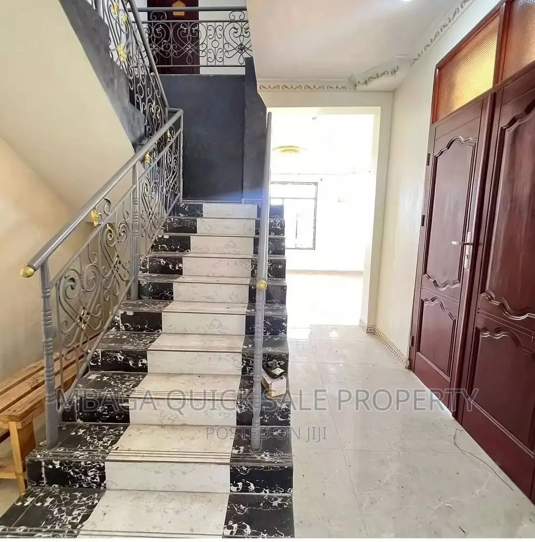 5bdrm Apartment in Salasala, Mbezi for rent