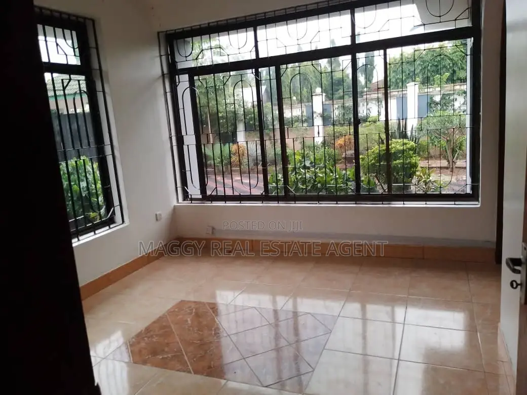 6bdrm House in Bahari Beach, Kunduchi for rent