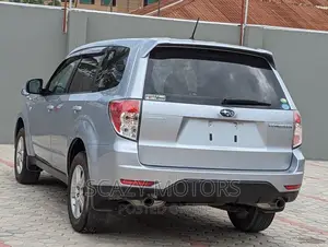 Subaru Forester 2012 Gray
