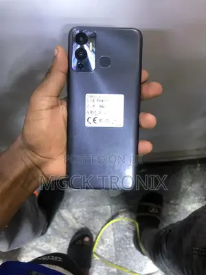 Infinix Hot 12 play 64 GB Black
