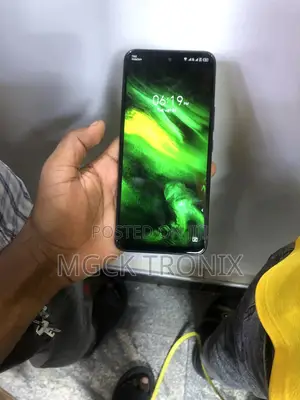 Infinix Hot 12 play 64 GB Black