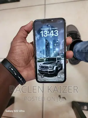 Apple iPhone XR 128 GB White