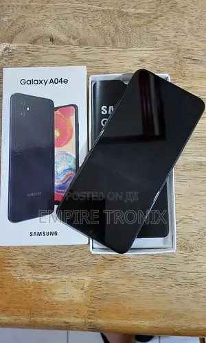 New Samsung Galaxy A04e 32 GB Black