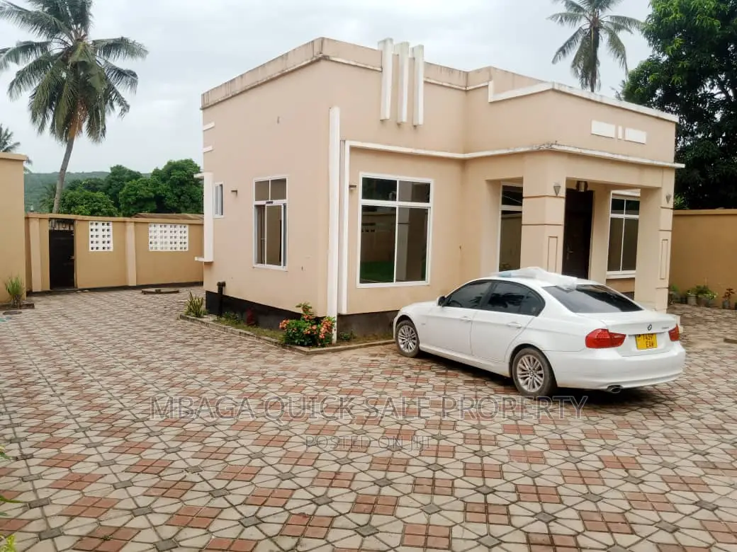 3bdrm House in Pugu Mpakani for sale