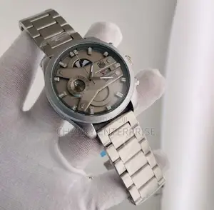 *NEW TAG CARERA Watch Water Resistant