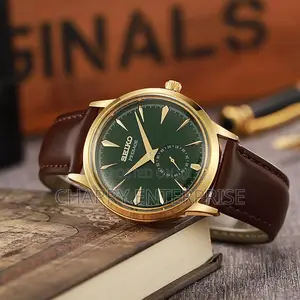 SEIKO Water Resistant Watch With Smooth Leather Belt